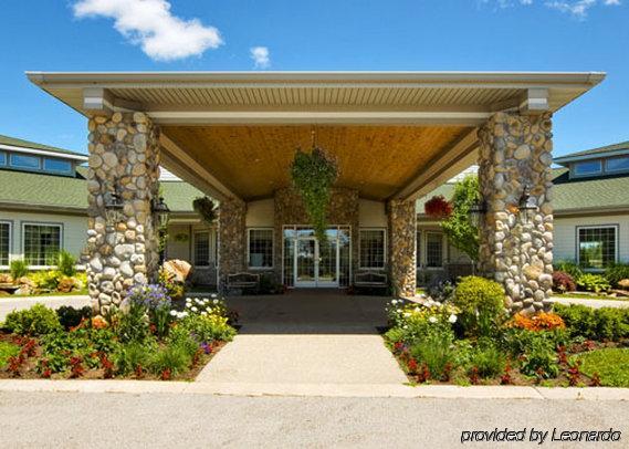 Days Inn By Wyndham Pentwater Eksteriør bilde